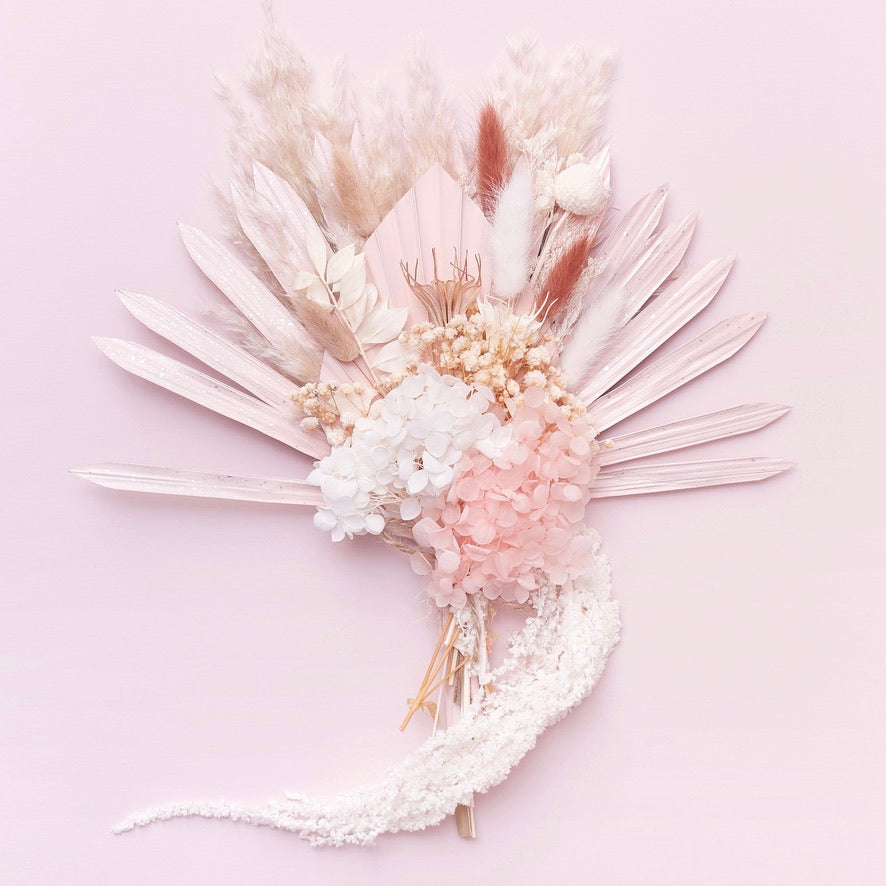 Dried Sun Palm Bouquets (with Palm Spear) (Pink Pampas)