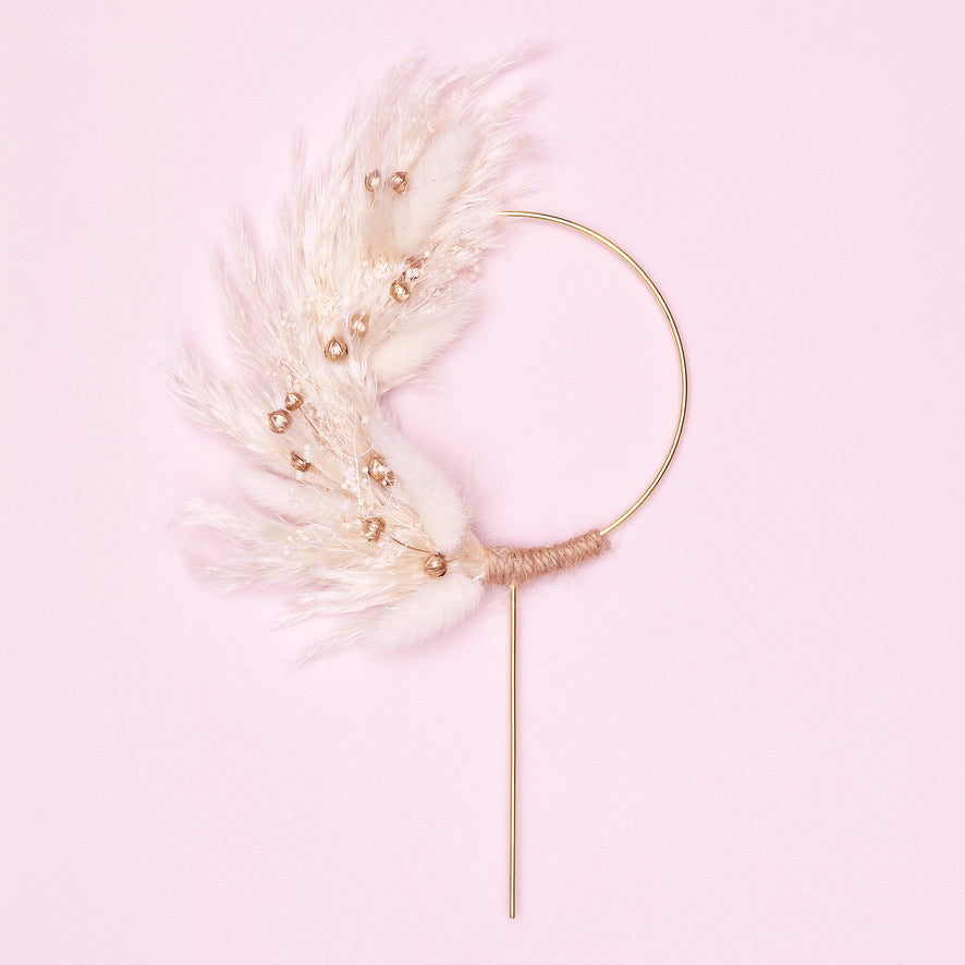 Dried Flower Ring (10cm with stem) (Gold & White)