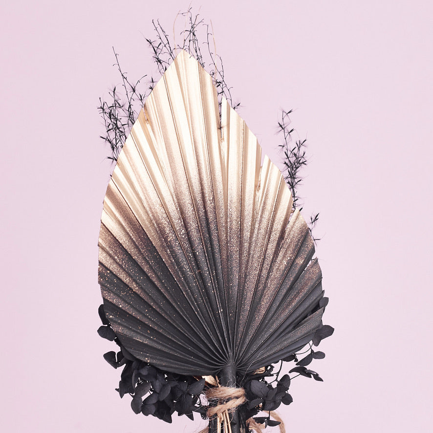 Dried Palm Spear Bouquet (Black, Gold & White)