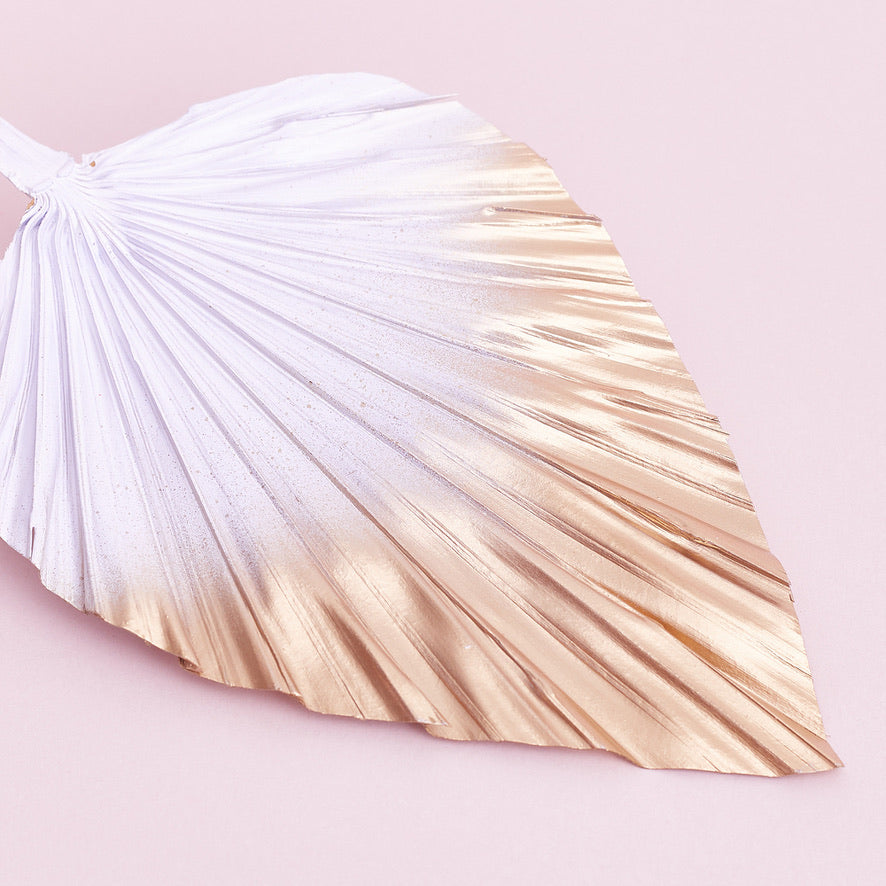 Decorated Dried Palm Spear (Gold & White Ombre)
