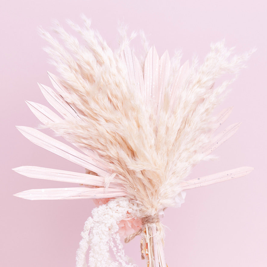 Dried Sun Palm Bouquets (with Palm Spear) (Pink Pampas)