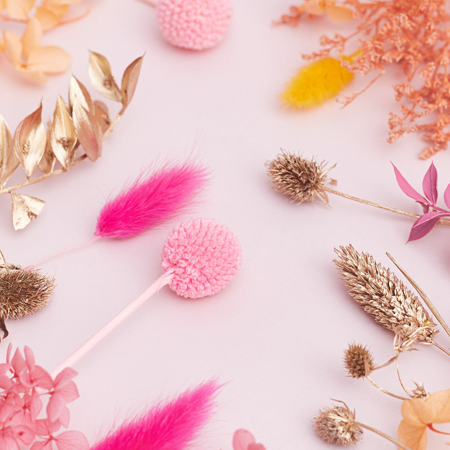 Deluxe Dried Flower Box (Hot Pink, Orange & Gold)