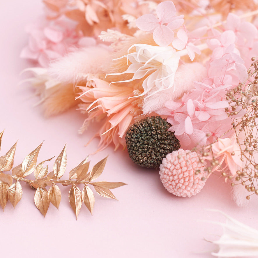 Deluxe Dried Flower Box (Peachy Pinks, White & Gold)