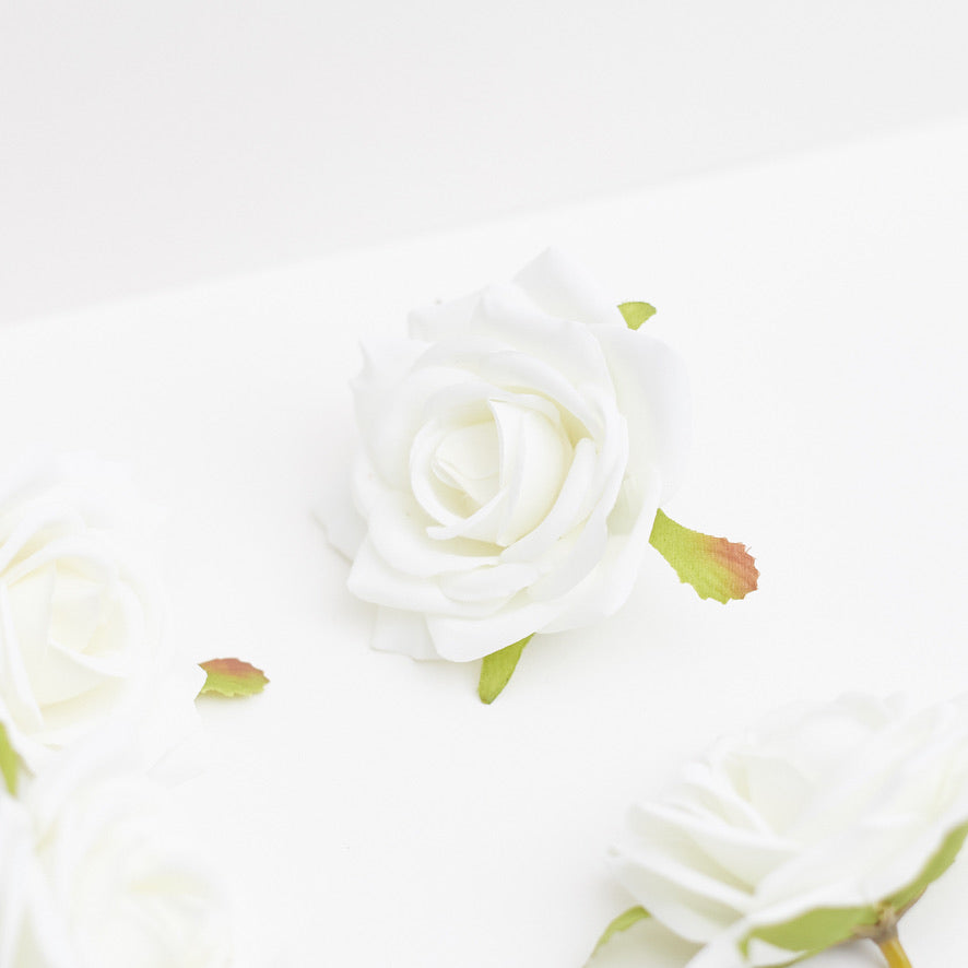 Silk Rose Heads - Pack of 10 | 7cm Diameter (White)