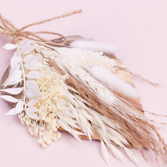 Dried Palm Spear Bouquet (Mocha Latte)