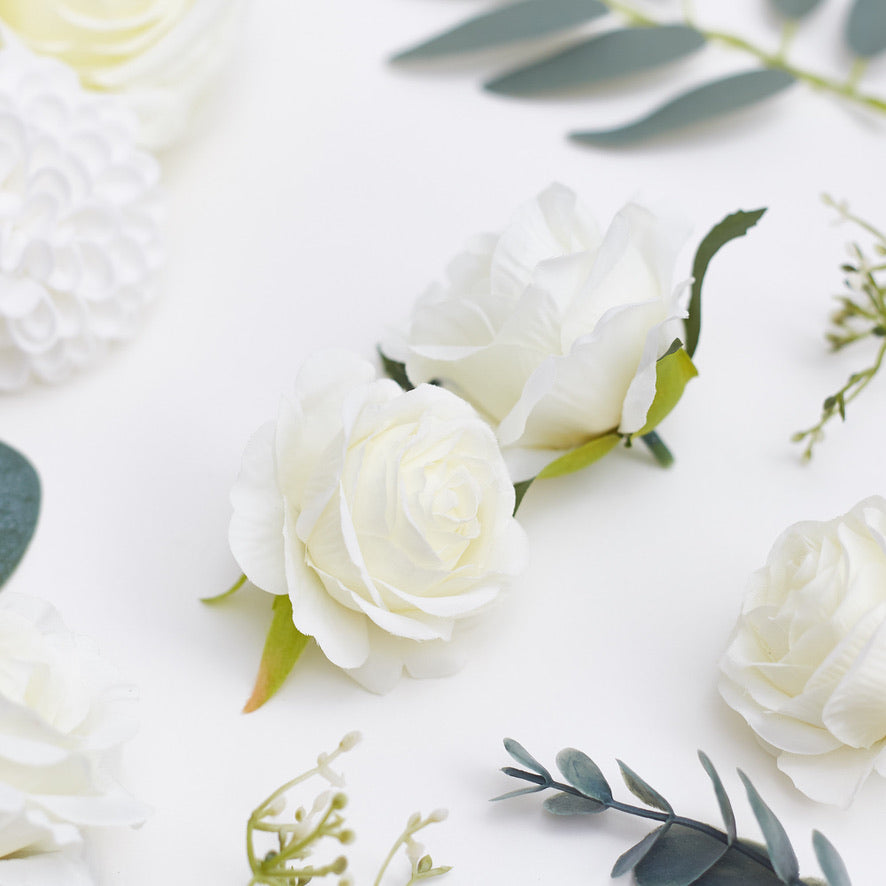 Silk Flower Bags with Foliage (White)