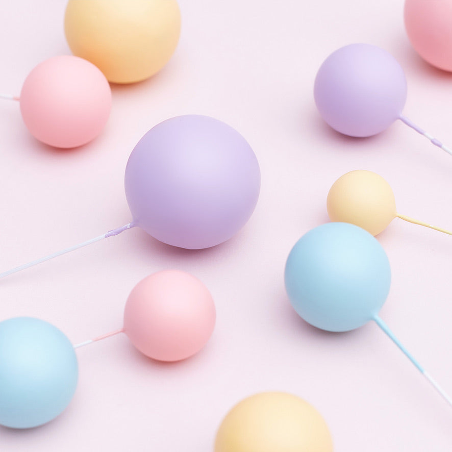 32 Pieces Cake Decorating Ball Sets - Lilac, Light Pink, Lemon & Light Blue (Mixed Colour Bundle 9)