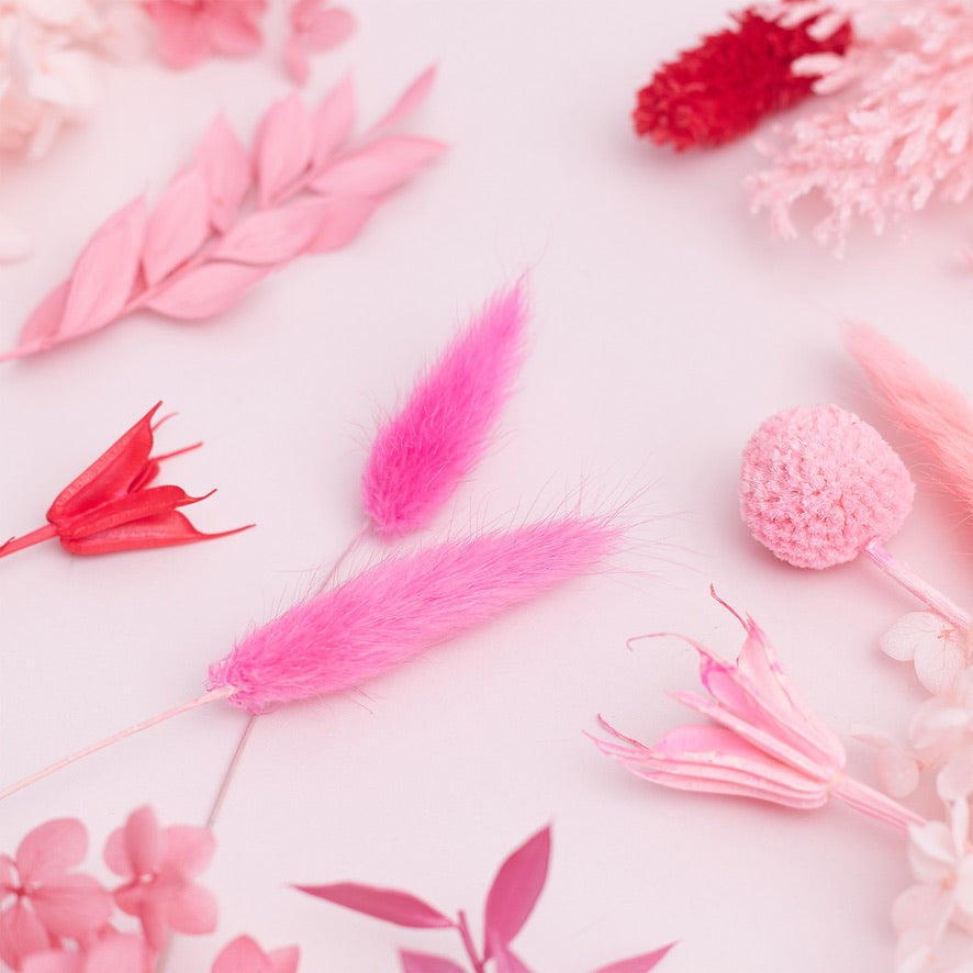 Deluxe Dried Flower Box (Red, Pink & White)