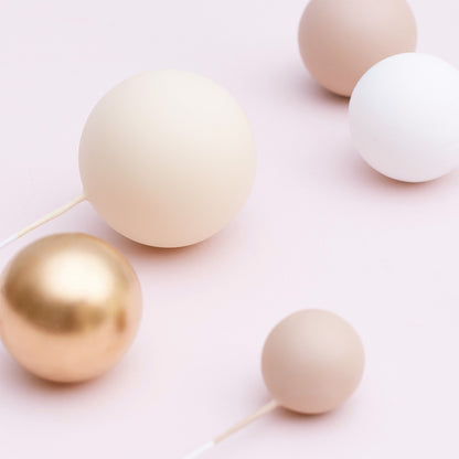 32 Pieces Cake Decorating Ball Sets - White, Gold, Ivory Beige & Latte (Mixed Colour Bundle 4)
