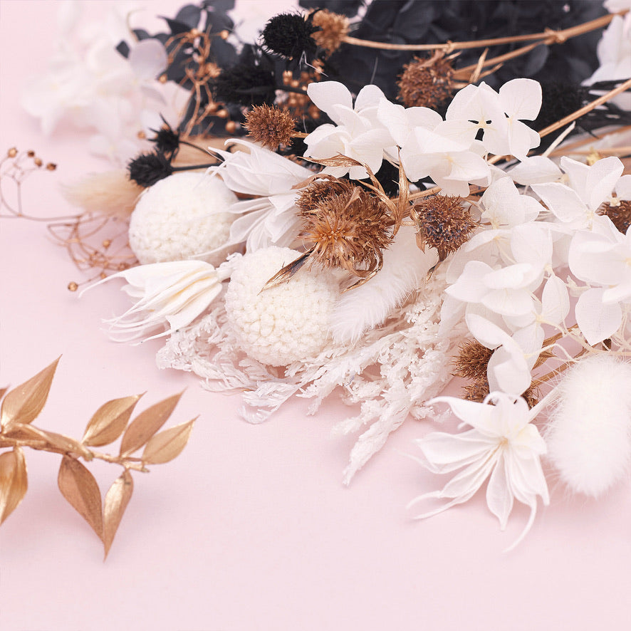 Deluxe Dried Flower Box (Black, White & Gold)
